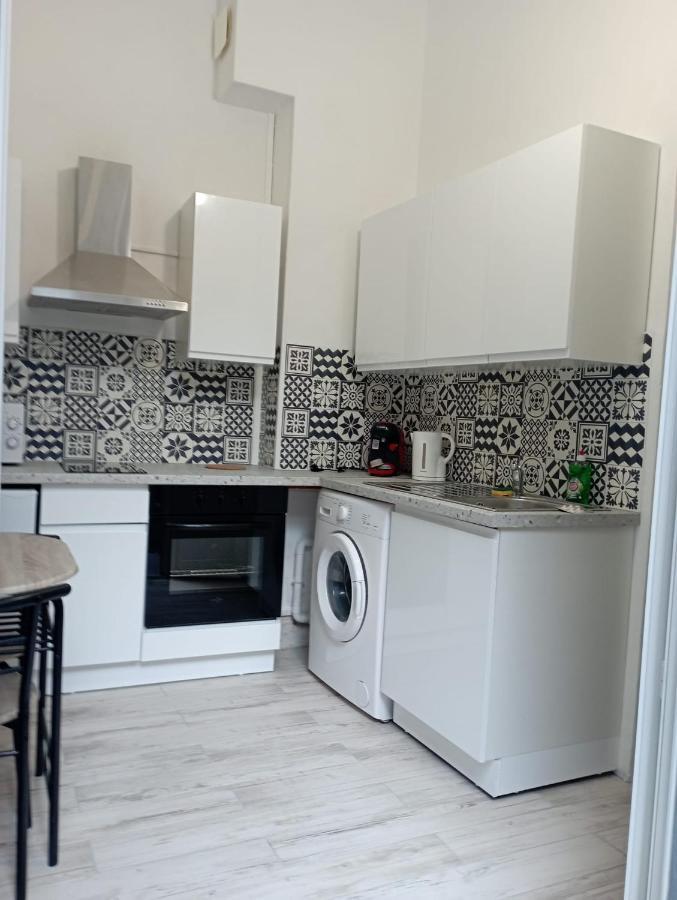 La Terrasse Zen Dacher - Superbe Appartement 30 M2 Tout Equipe Avec Terrasse Coeur Vichy Proche Gare Thermes Cures Eksteriør bilde